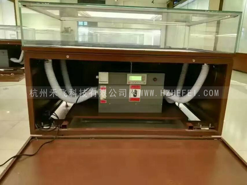 展柜專用恒溫恒濕機使用現場